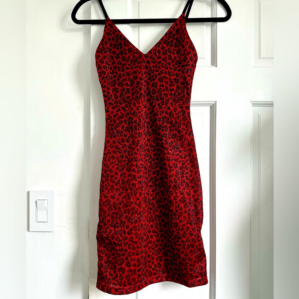 Superdown Stassie Red Leopard Print Mini Bodycon Dress Size Small NWT SOLD OUT